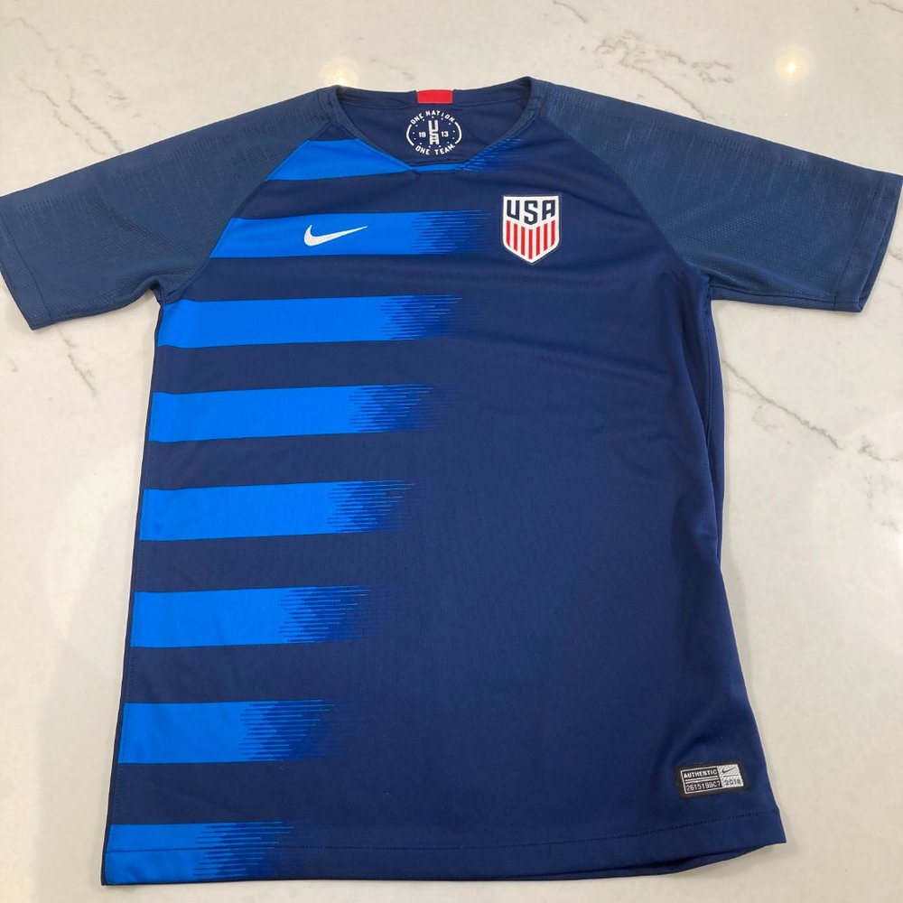 Nike USMNT Soccer Jersey Authentic youth size XL
